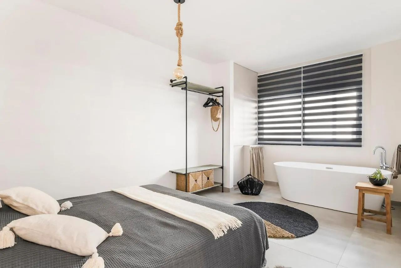 Vacation Home With Stunning Oceanview Puerto de Santiago  0*, Puerto de Santiago (Tenerife)